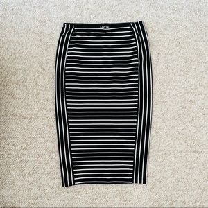 APT 9 | Pencil Skirt